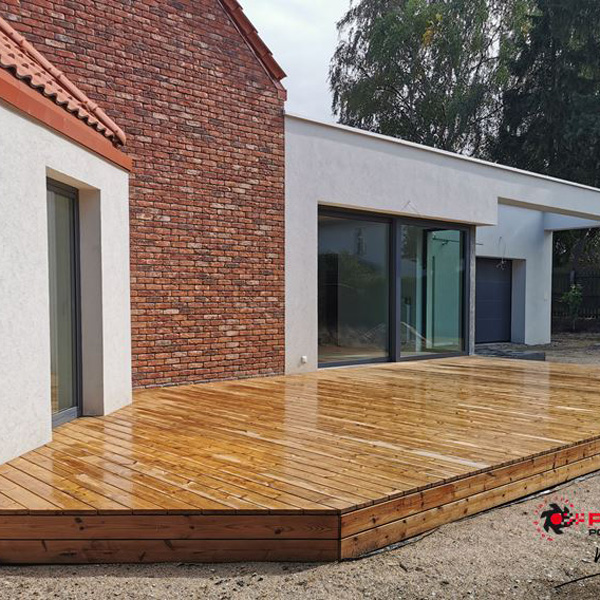 TARASY Z TERMO SOSNY