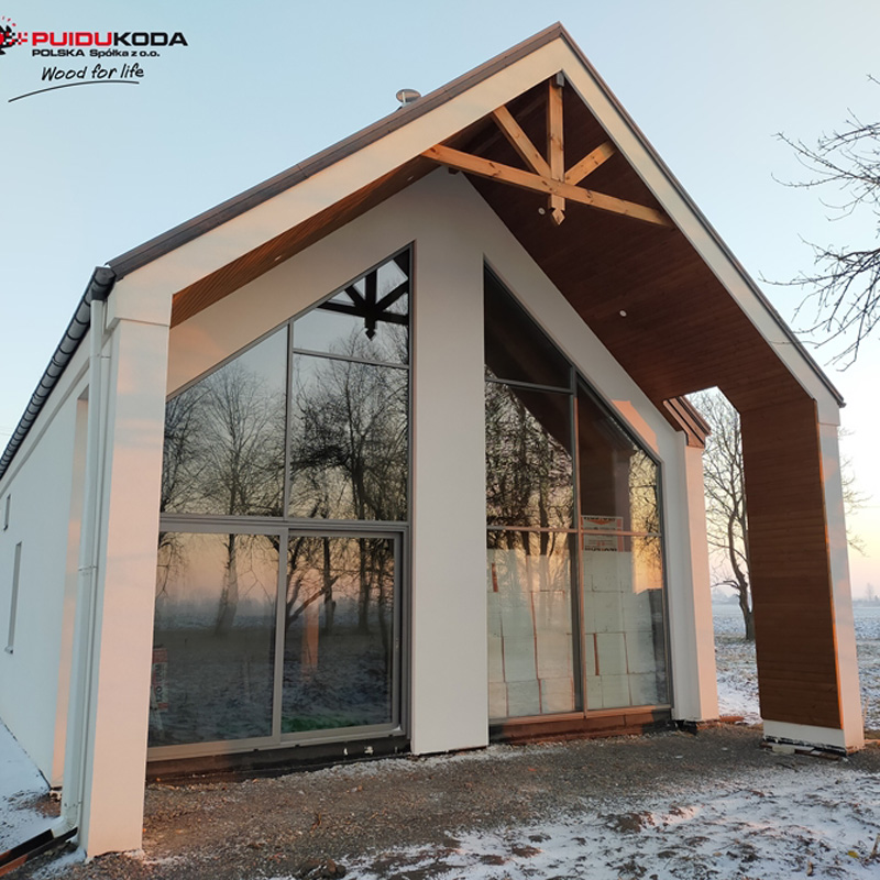 NOWOCZESNA STODOŁA Z ELEWACJĄ Z TERMODREWNA